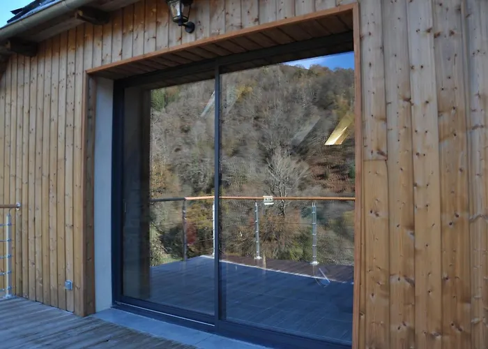 Casa vacanze Le Couderc De Coubisou, Grange Rénovée *