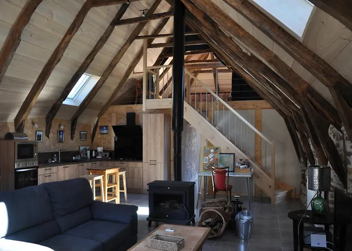 Casa vacanze Le Couderc De Coubisou, Grange Rénovée *