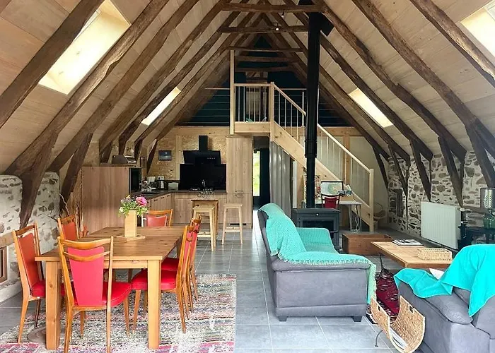 Casa vacanze Le Couderc De Coubisou, Grange Rénovée *