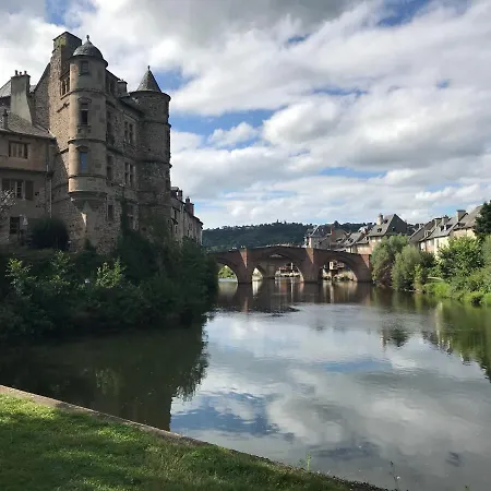 Le Couderc De Coubisou, Grange Rénovée Сasa de vacaciones