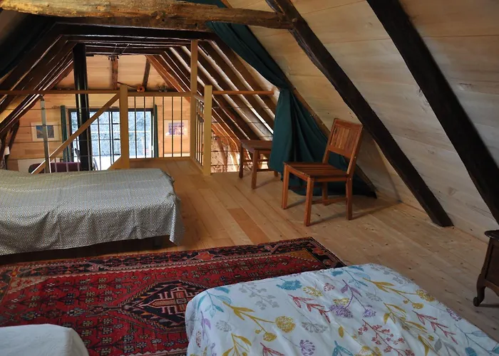 Feriehus Le Couderc De Coubisou, Grange Renovee